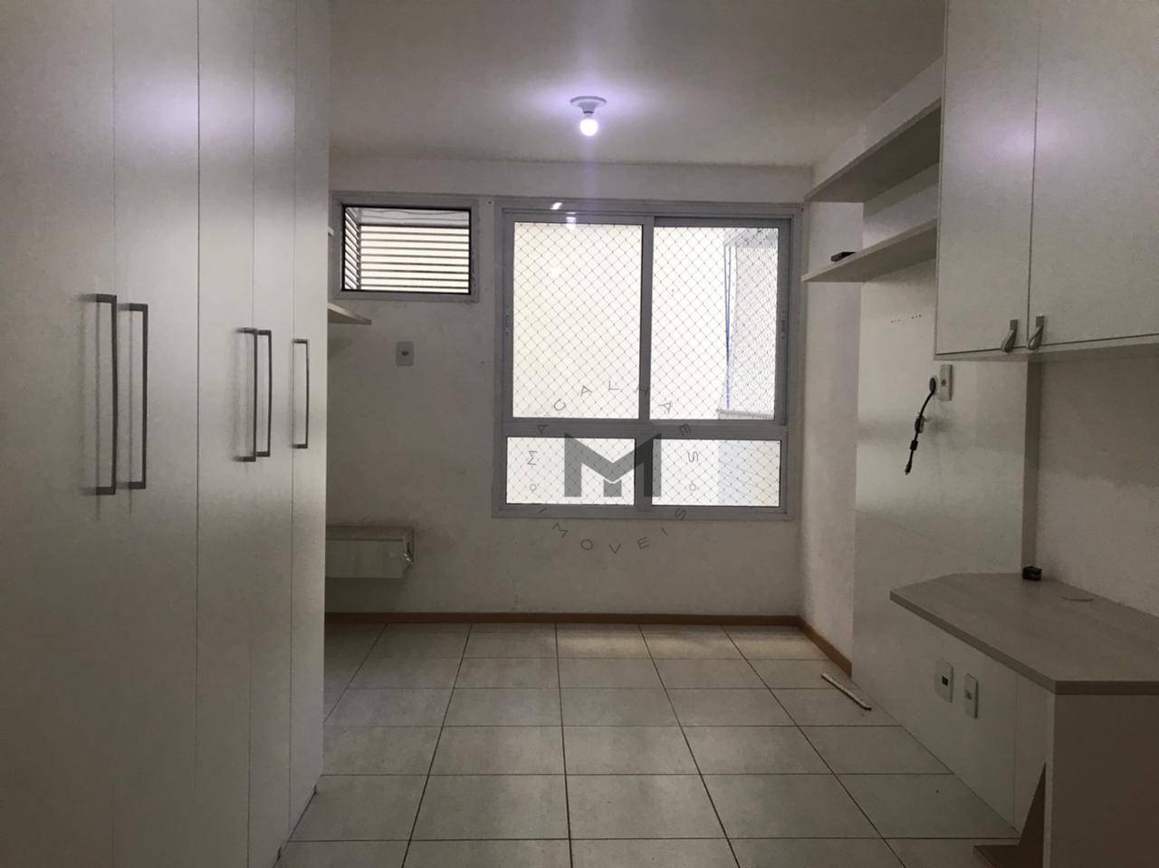 Apartamento à venda com 2 quartos, 80m² - Foto 21