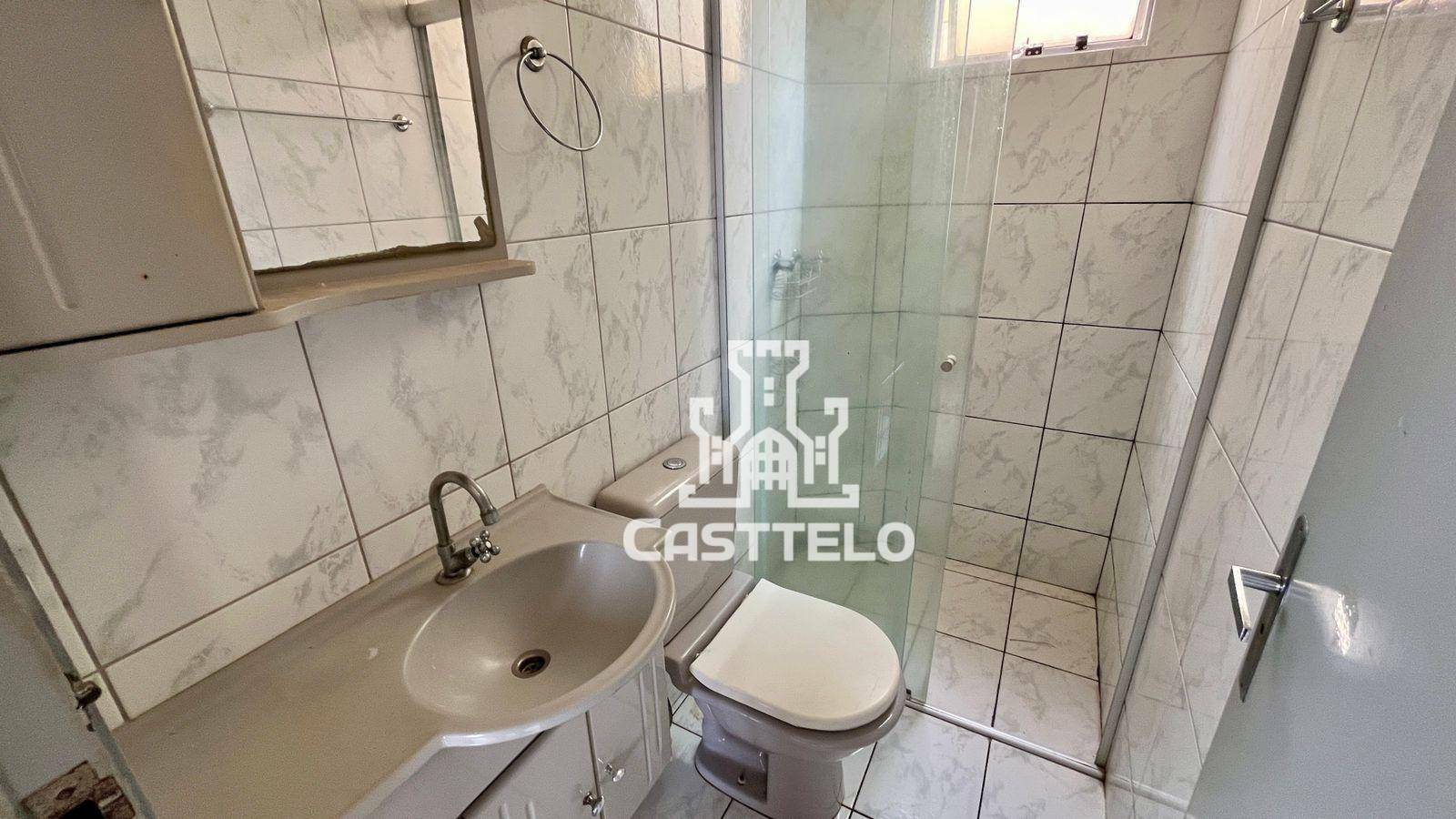 Apartamento à venda com 2 quartos, 70m² - Foto 4