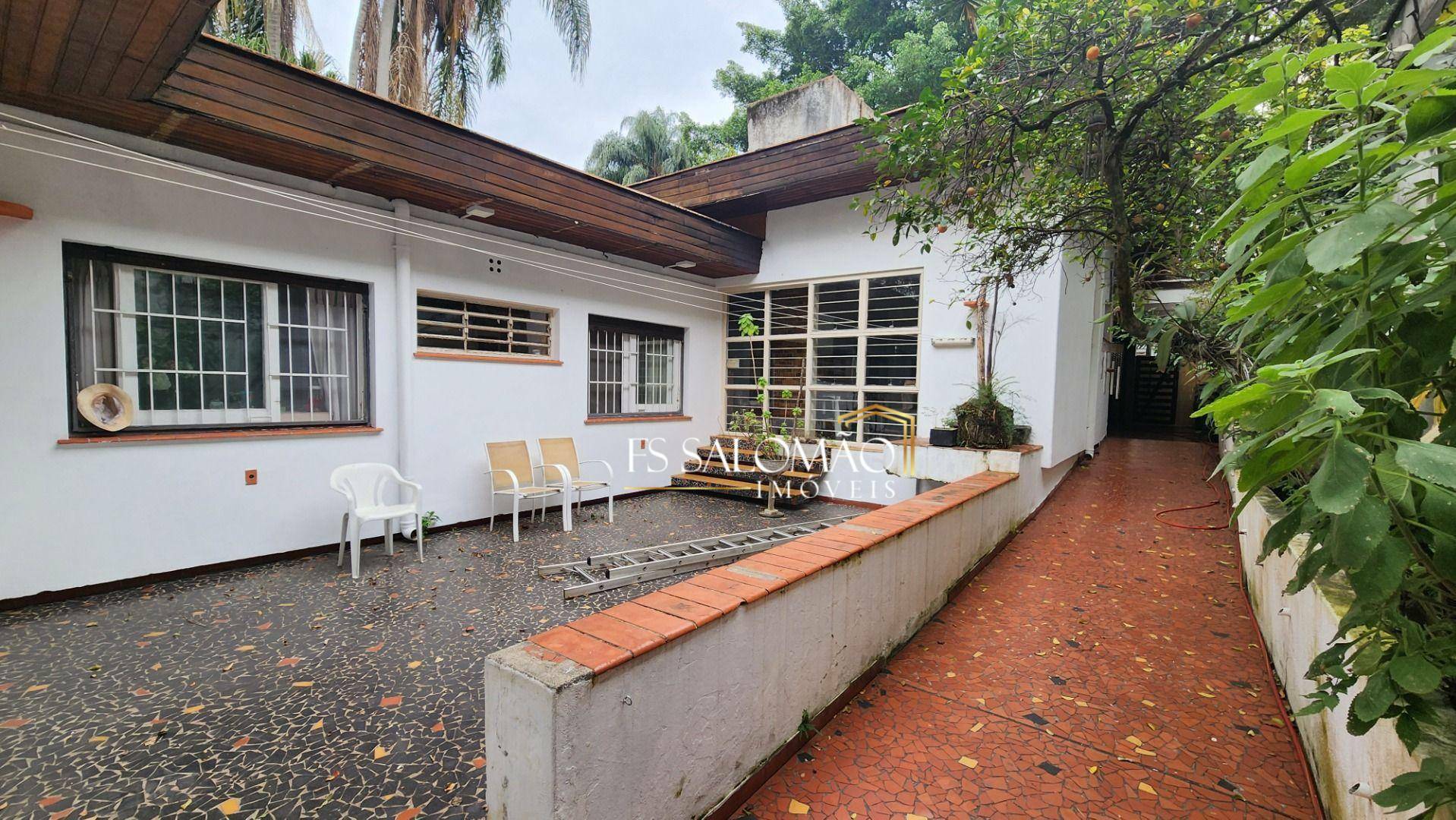 Casa, 3 quartos, 258 m² - Foto 1