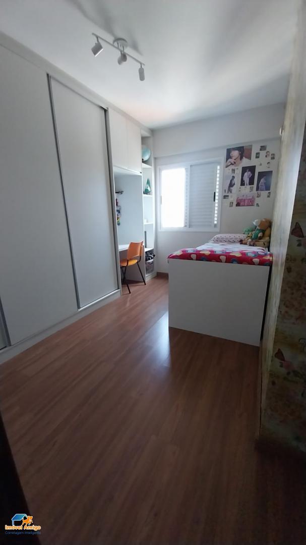 Apartamento à venda com 3 quartos - Foto 7