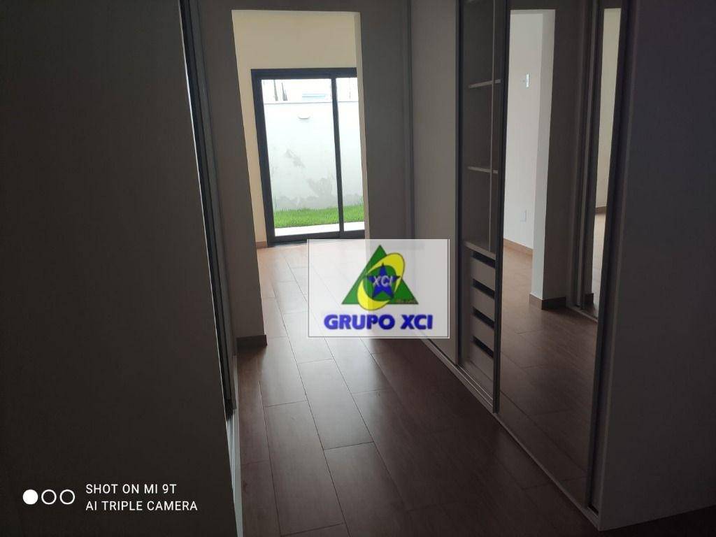 Casa à venda com 3 quartos, 170m² - Foto 18