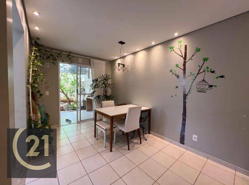 Sobrado à venda com 3 quartos, 100m² - Foto 4