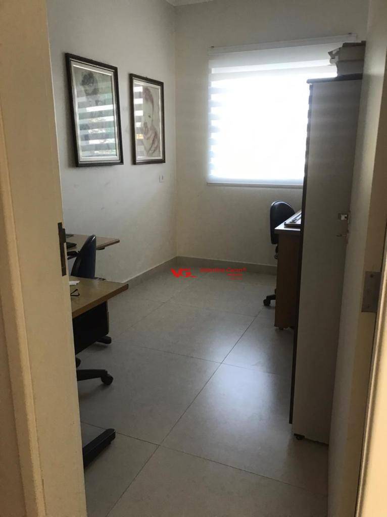 Chácara à venda com 4 quartos, 450m² - Foto 13