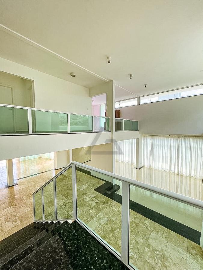 Casa de Condomínio à venda com 4 quartos, 404m² - Foto 12