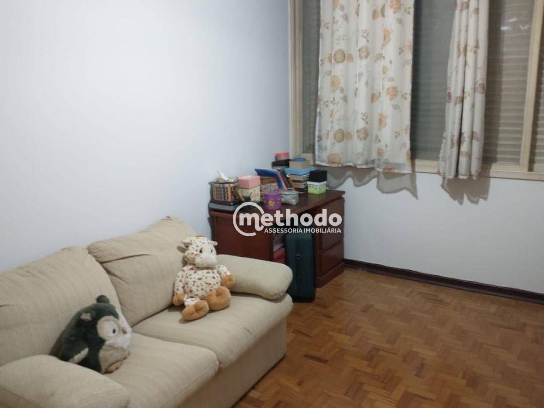 Apartamento à venda com 3 quartos, 200m² - Foto 2