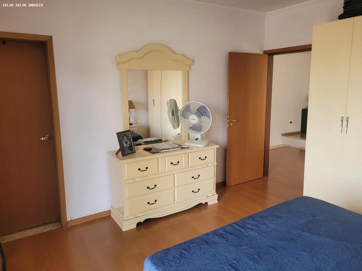 Casa à venda com 3 quartos, 500m² - Foto 13