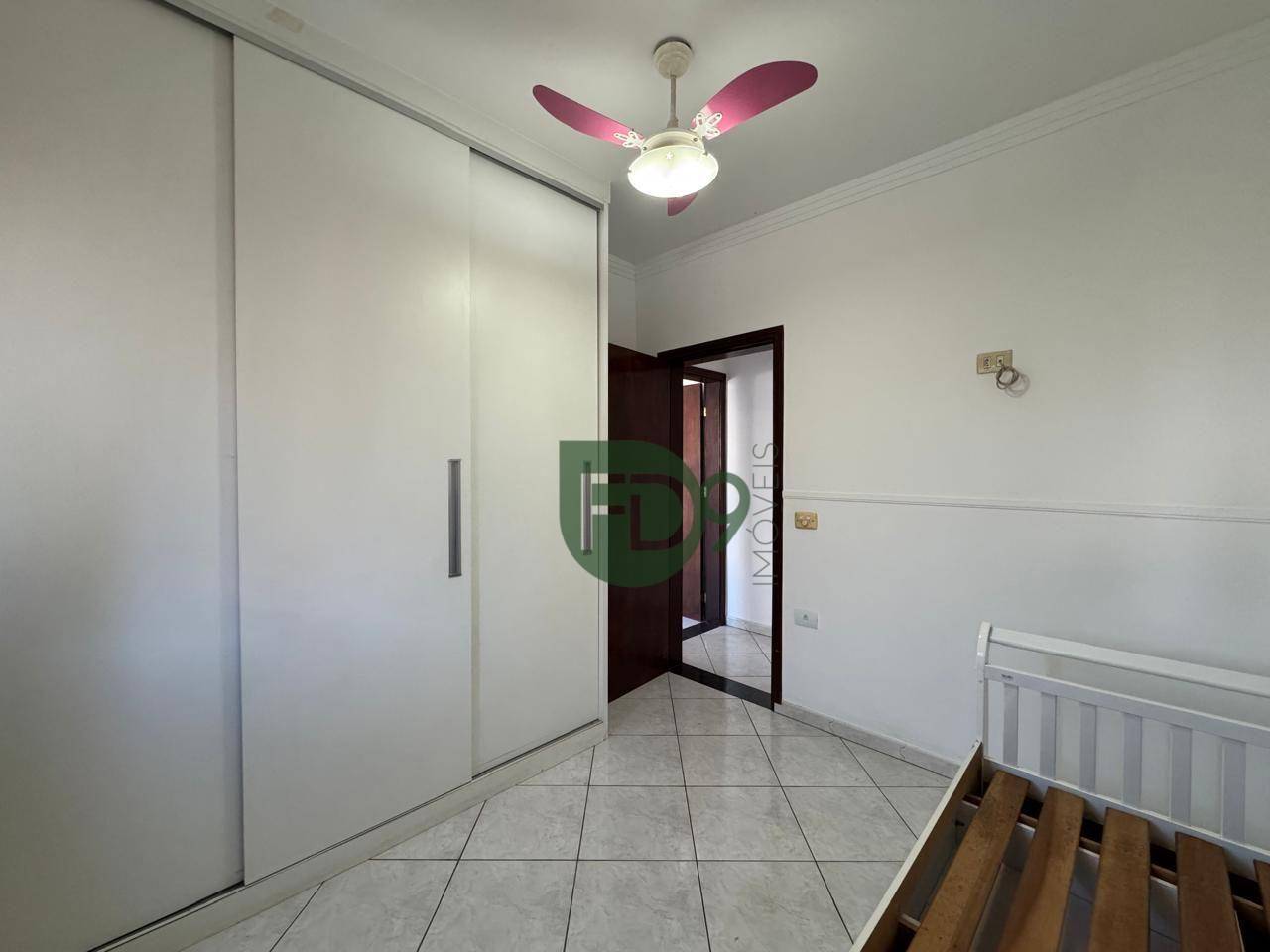 Casa à venda com 3 quartos, 181m² - Foto 16