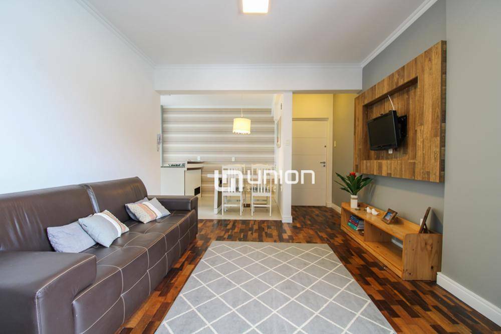 Apartamento à venda com 3 quartos, 98m² - Foto 4