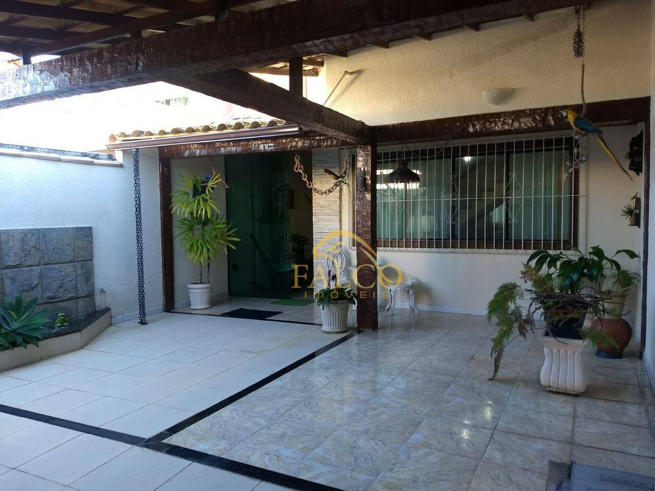 Casa à venda com 3 quartos, 165m² - Foto 2