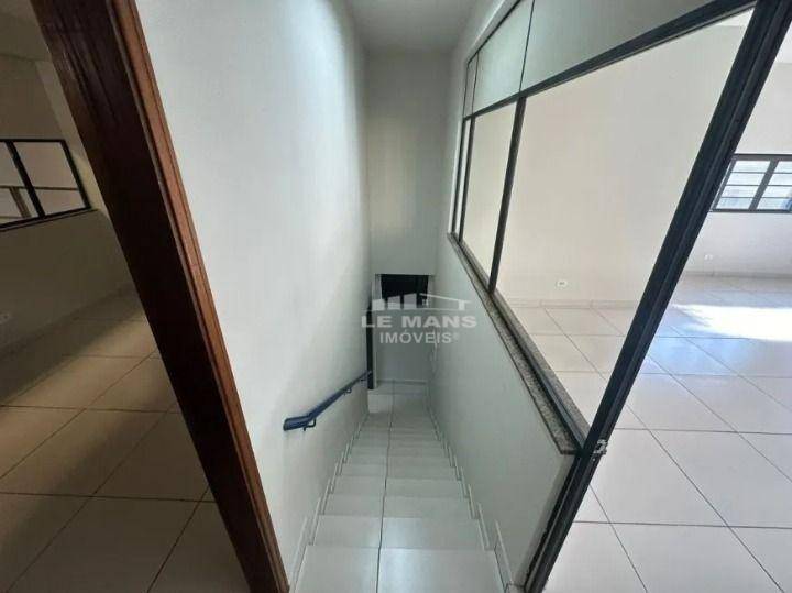 Depósito-Galpão-Armazém à venda e aluguel, 341m² - Foto 15