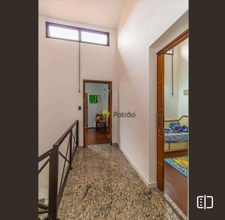 Casa à venda com 4 quartos, 224m² - Foto 26