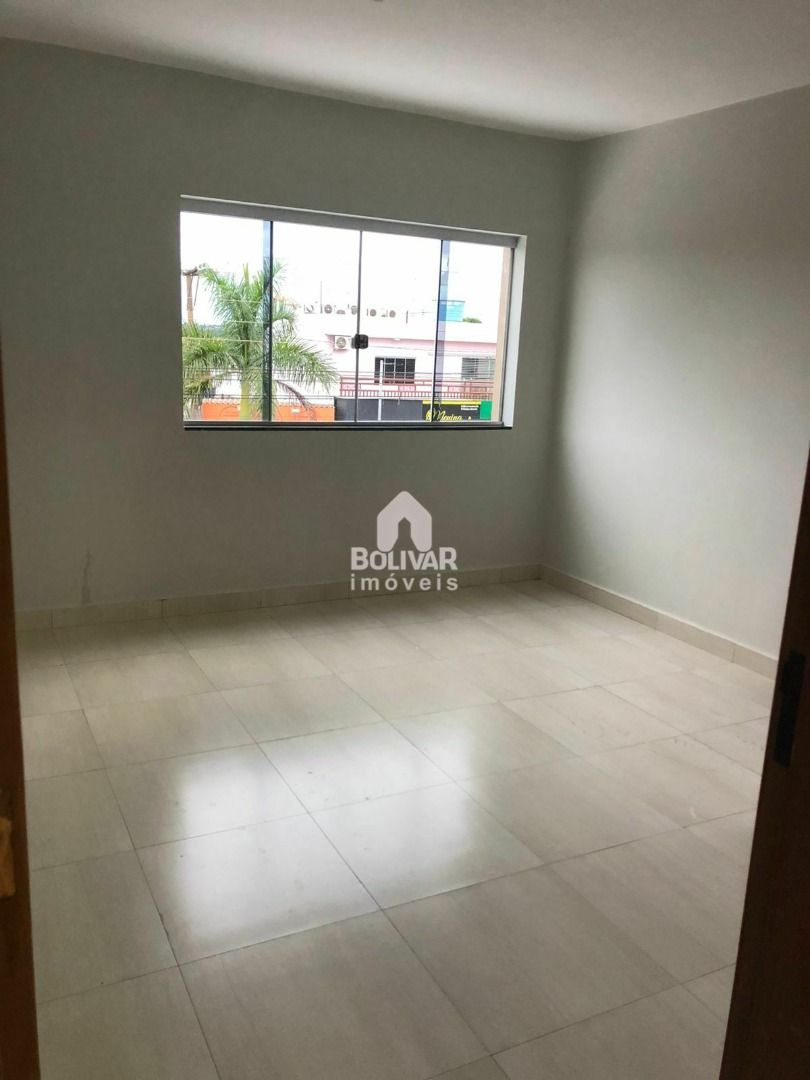 Apartamento para alugar com 2 quartos, 80m² - Foto 1