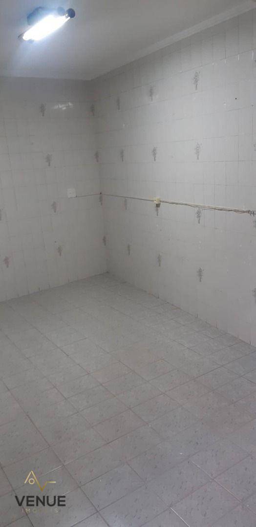 Sobrado à venda com 3 quartos, 240m² - Foto 12