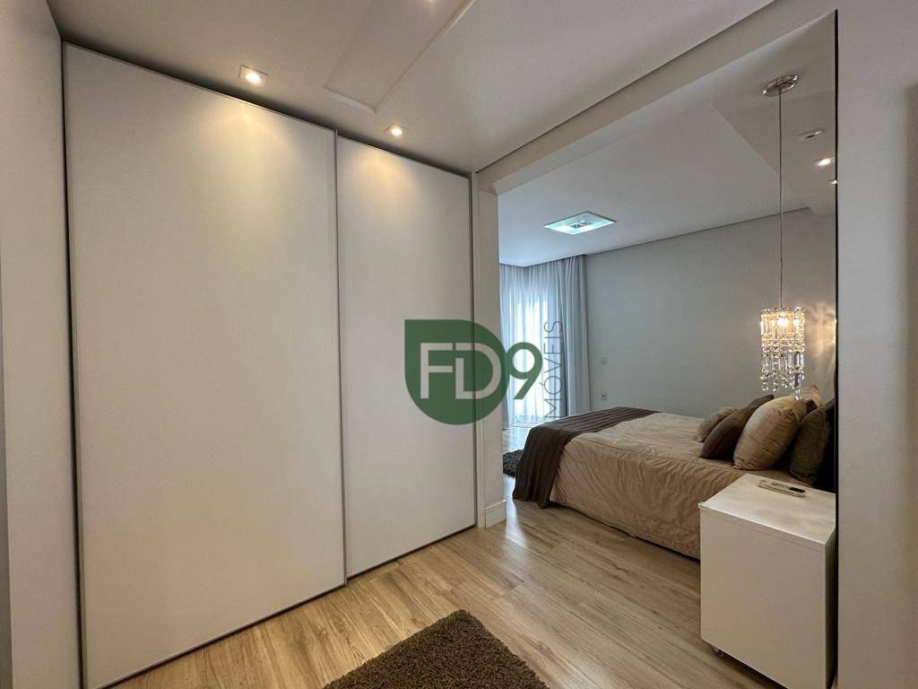 Casa à venda com 3 quartos, 277m² - Foto 16