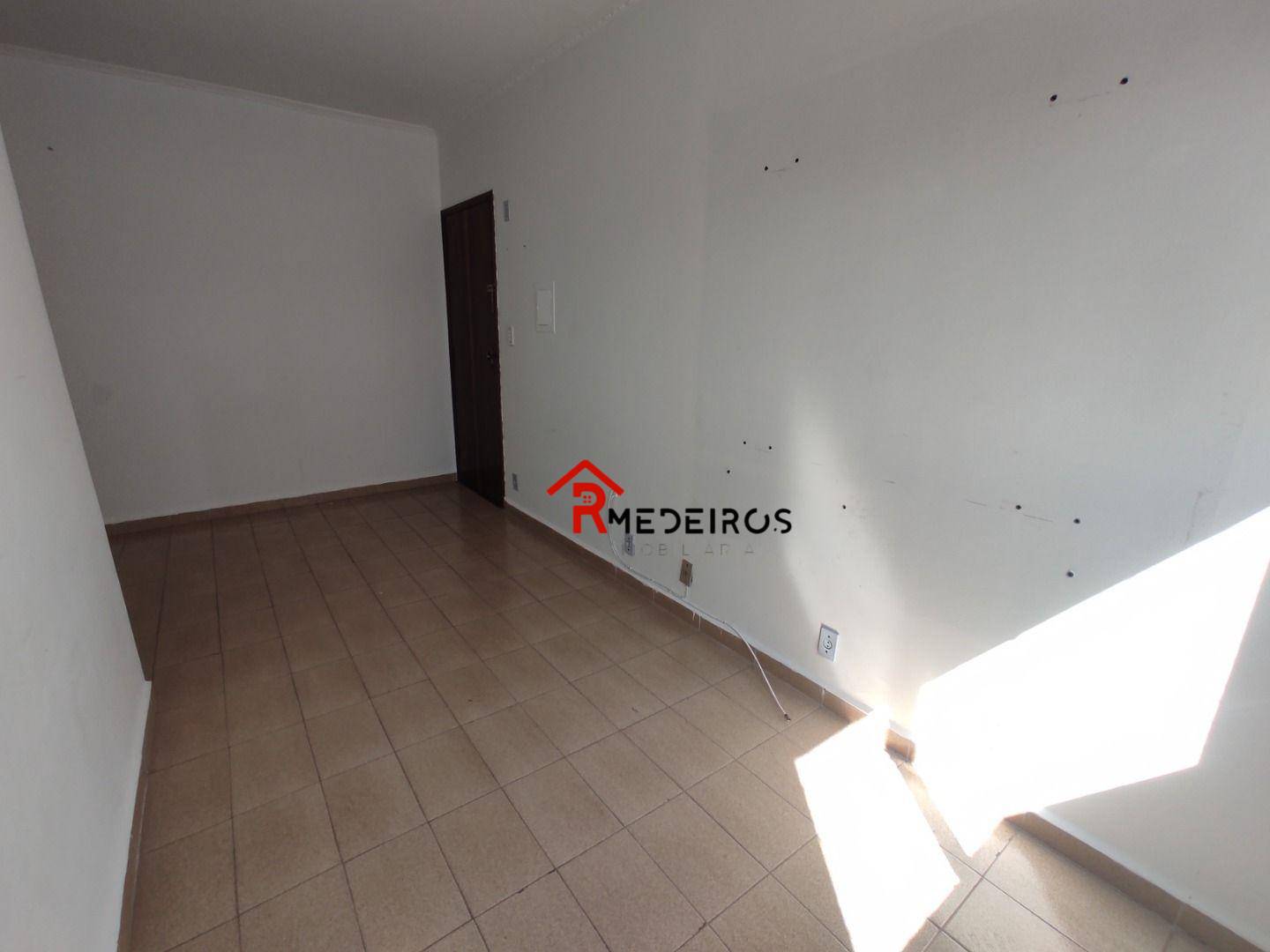 Apartamento à venda com 1 quarto, 45m² - Foto 3