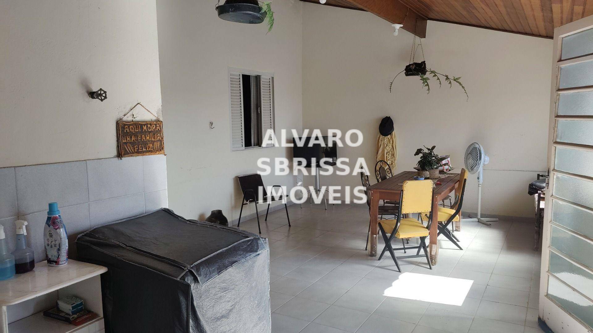 Casa à venda com 3 quartos, 154m² - Foto 16