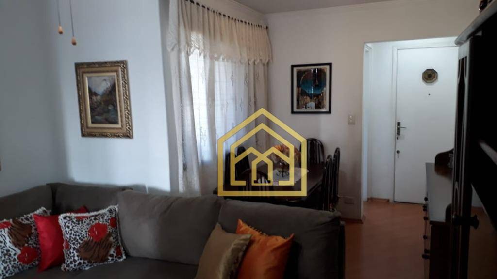 Apartamento à venda com 2 quartos, 70m² - Foto 13