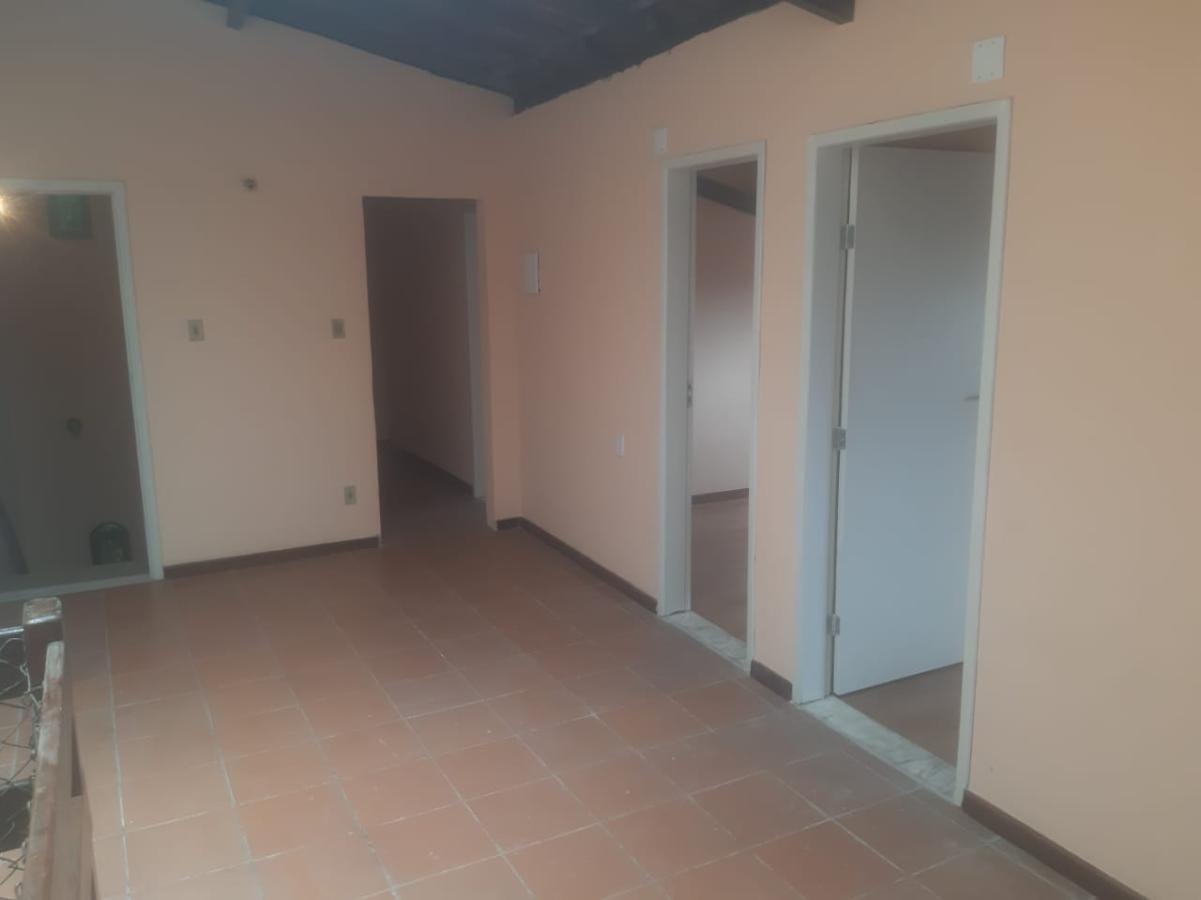 Casa à venda com 7 quartos, 453m² - Foto 21