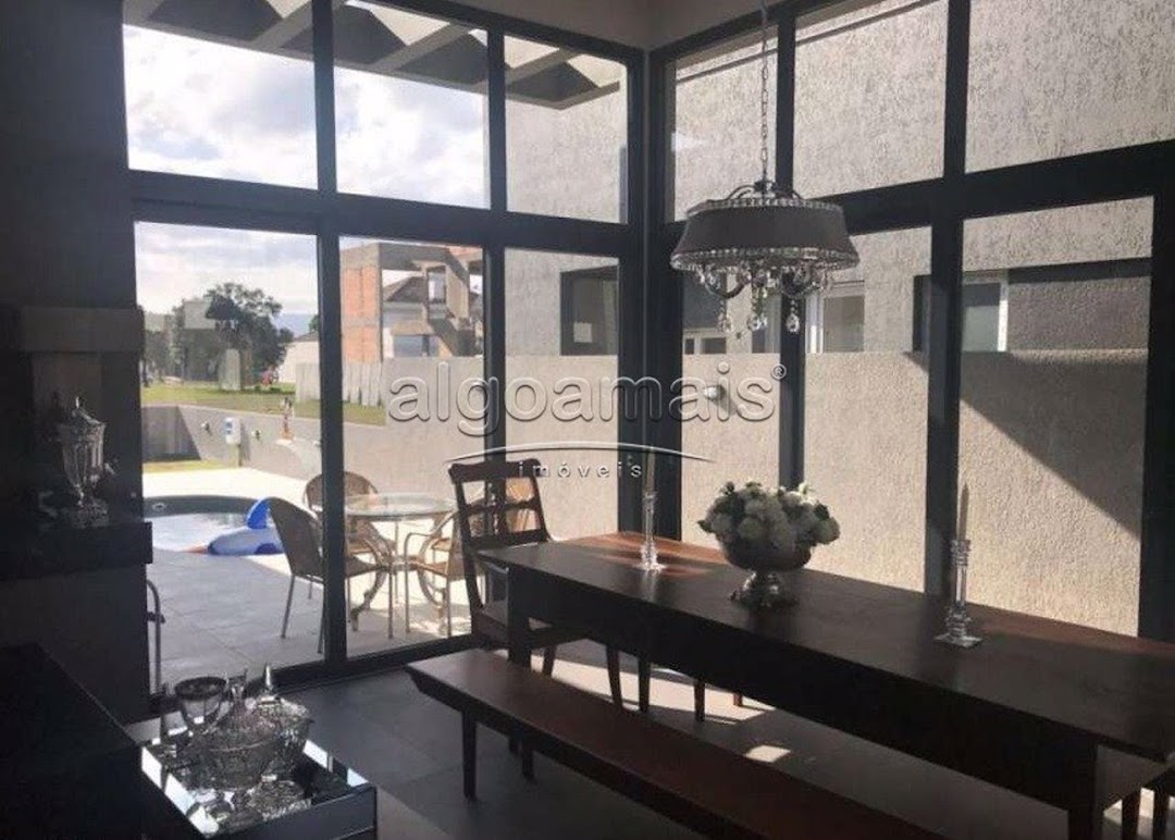 Casa de Condomínio à venda com 4 quartos, 208m² - Foto 5