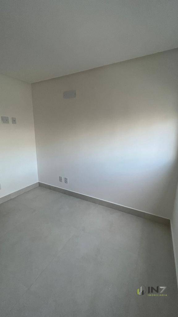 Apartamento à venda com 2 quartos, 66m² - Foto 9