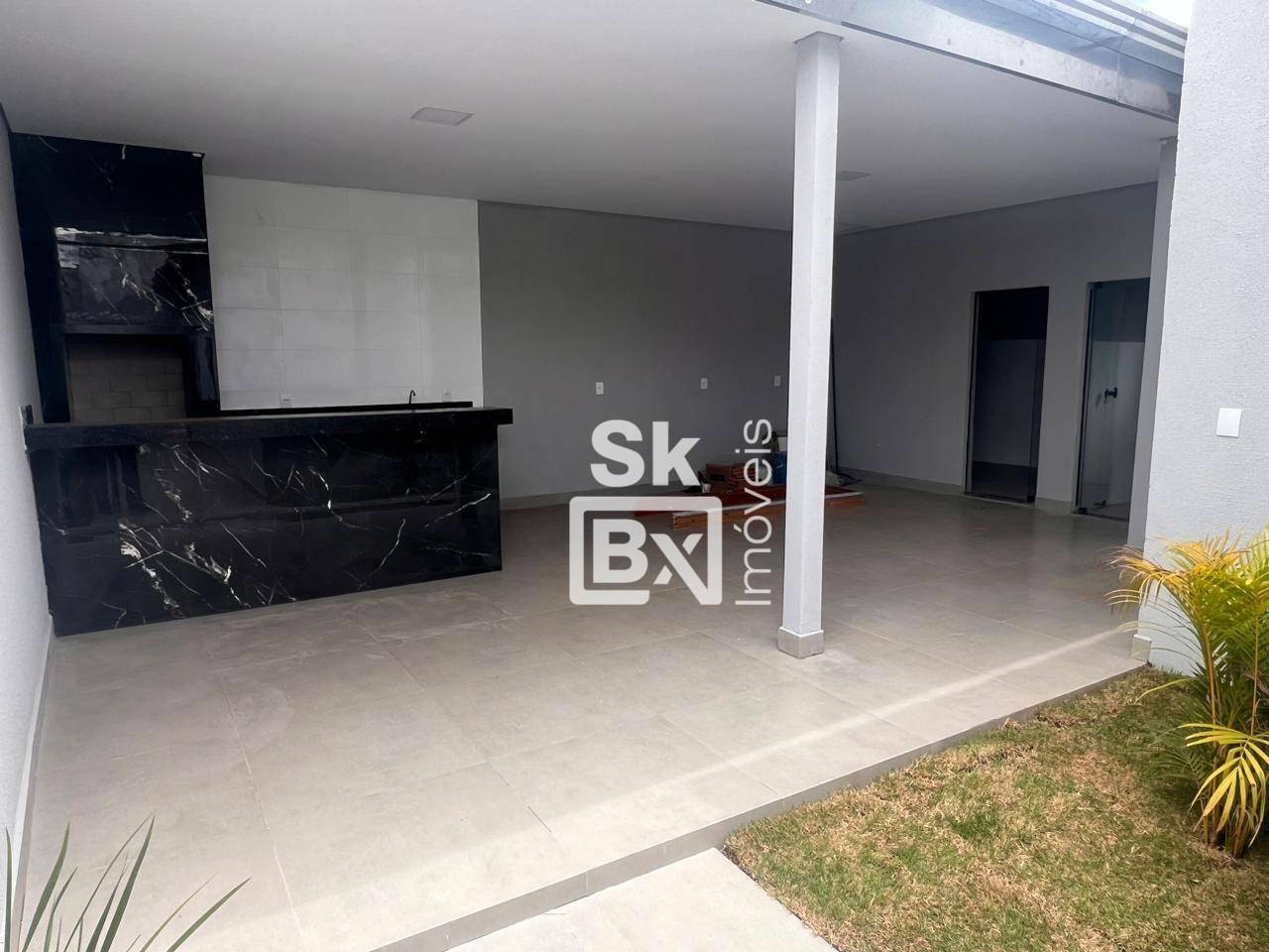 Casa à venda com 3 quartos, 180m² - Foto 3