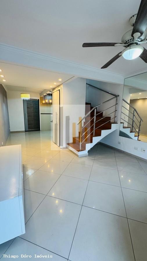 Casa de Condomínio à venda com 2 quartos, 87m² - Foto 3