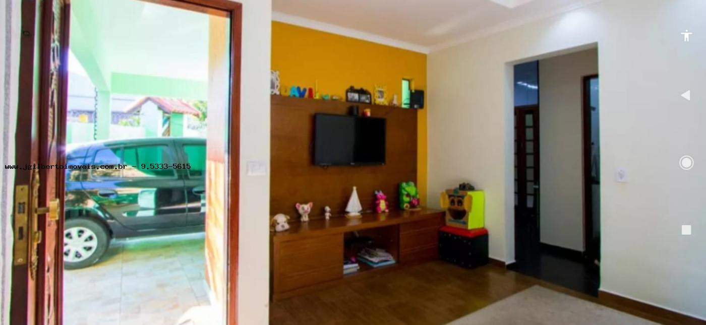 Casa à venda com 3 quartos, 179m² - Foto 3