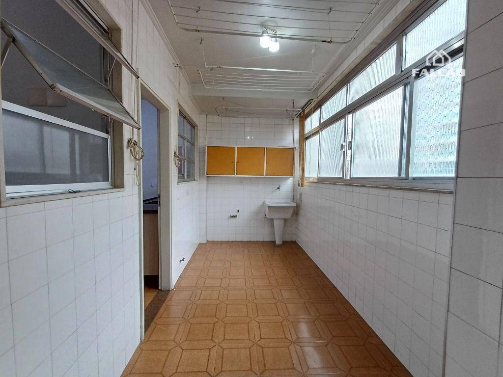 Apartamento para alugar com 4 quartos, 192m² - Foto 27