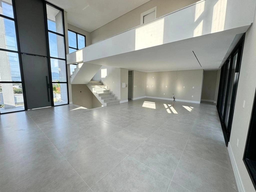 Casa à venda com 4 quartos, 339m² - Foto 15