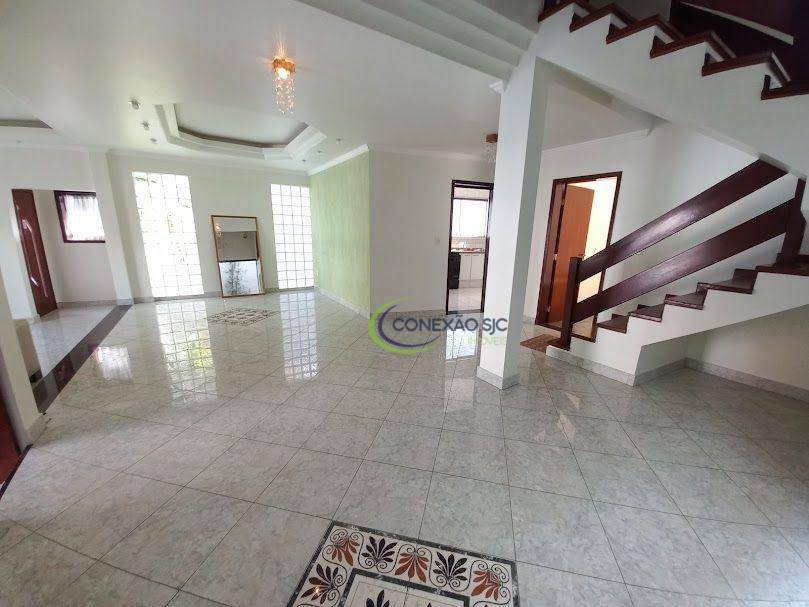 Sobrado à venda e aluguel com 4 quartos, 270m² - Foto 7