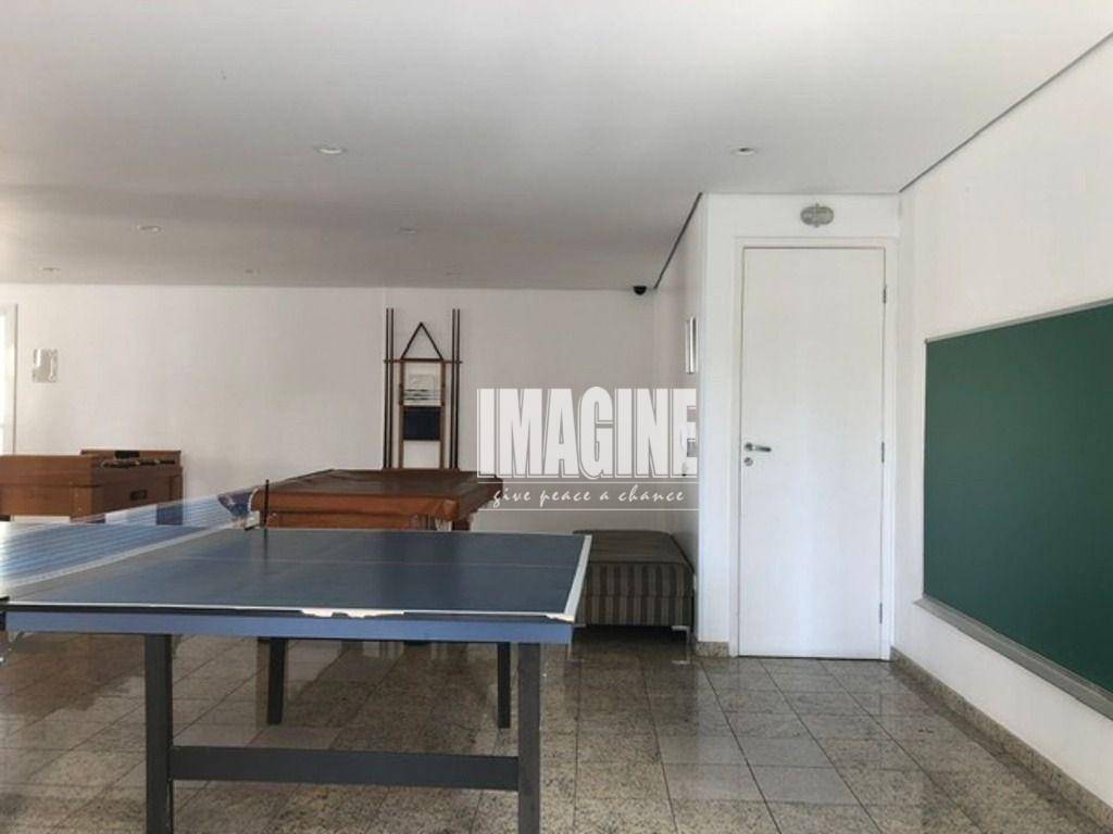 Apartamento à venda com 3 quartos, 93m² - Foto 25