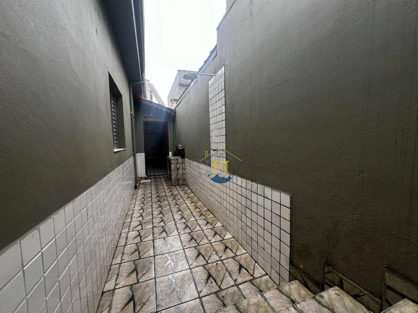 Casa à venda e aluguel com 3 quartos, 80m² - Foto 30