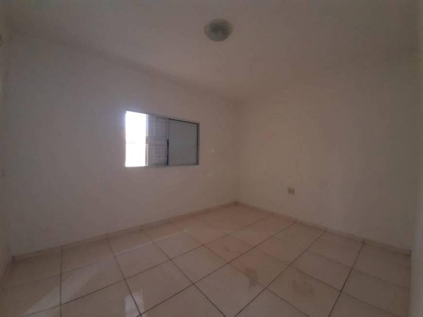 Casa para alugar com 3 quartos, 258m² - Foto 12