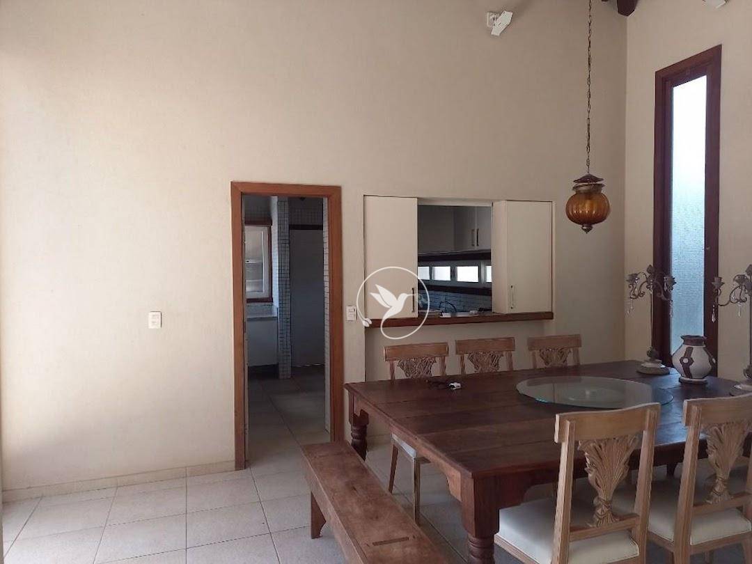 Casa à venda com 5 quartos, 294m² - Foto 15