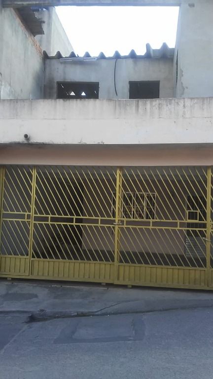 Sobrado à venda com 3 quartos, 60m² - Foto 2