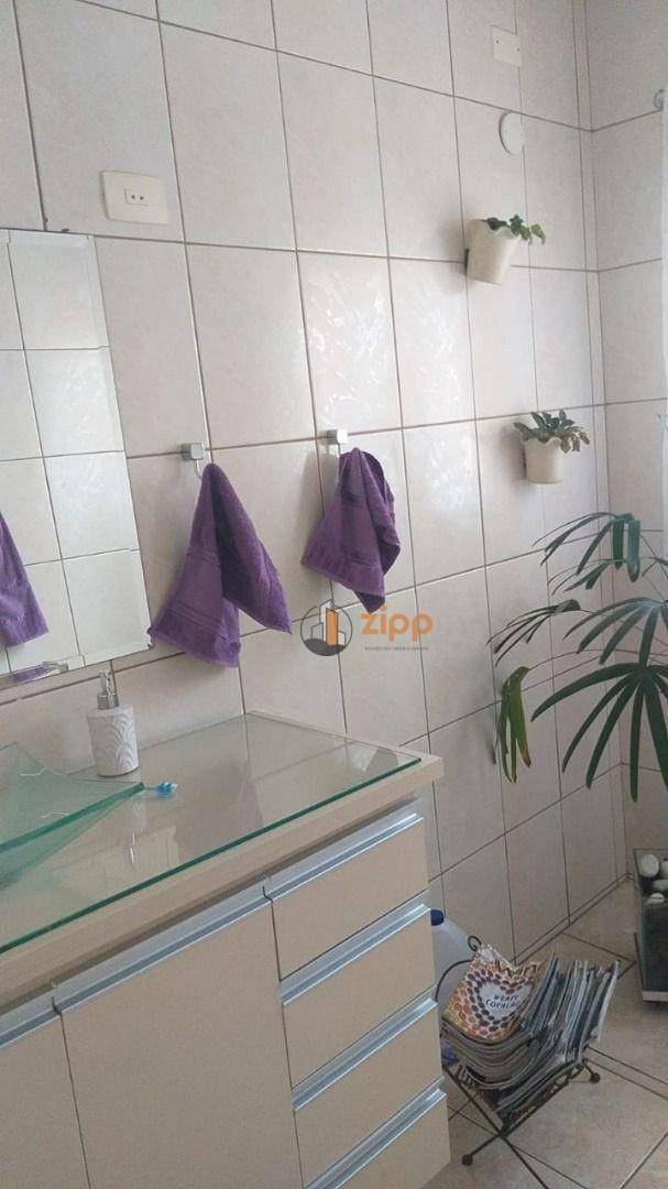 Sobrado à venda com 4 quartos, 300m² - Foto 14