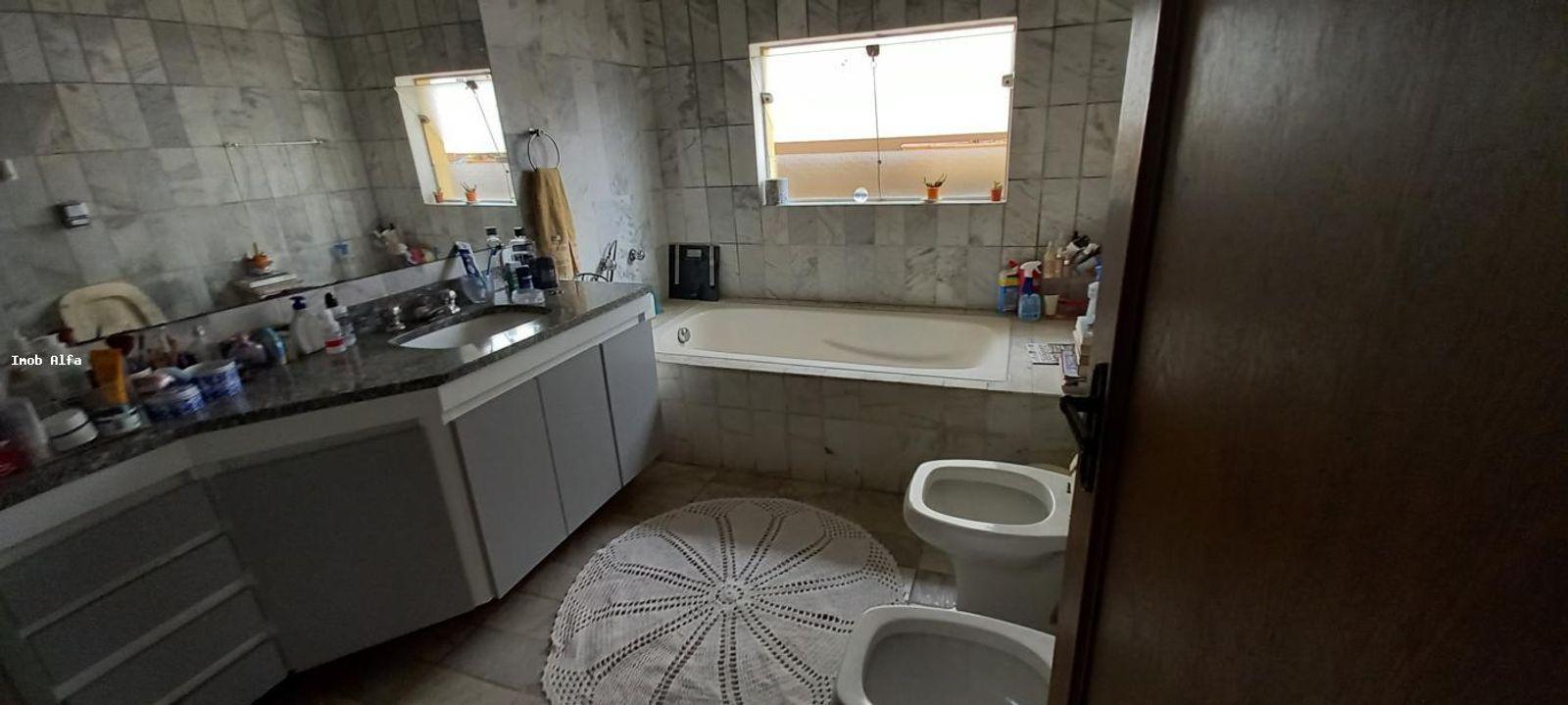 Casa de Condomínio à venda com 4 quartos, 350m² - Foto 24