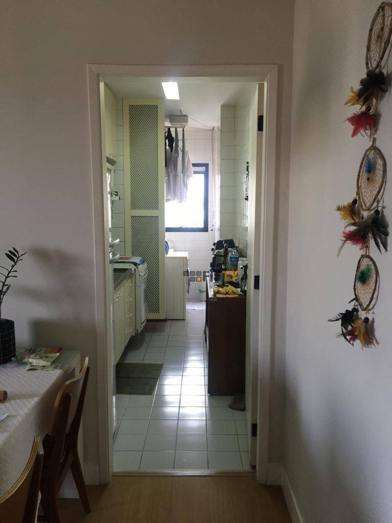 Apartamento à venda com 1 quarto, 54m² - Foto 6