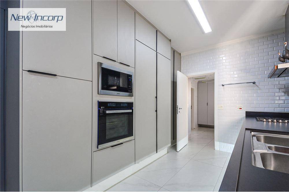 Apartamento à venda com 3 quartos, 182m² - Foto 17