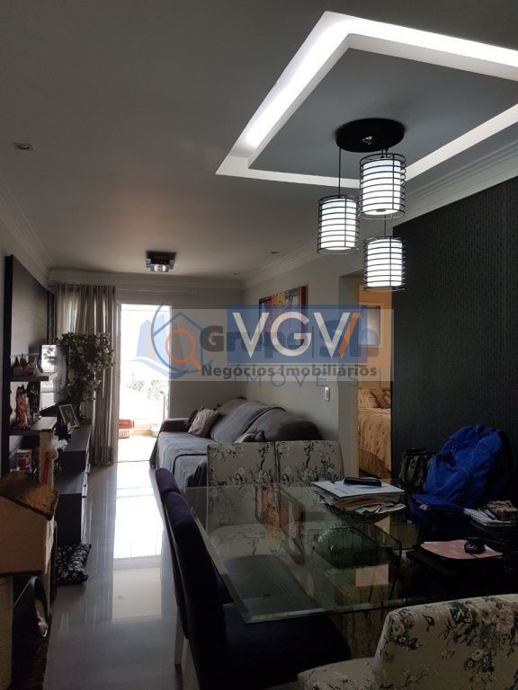 Apartamento à venda com 2 quartos, 68m² - Foto 7