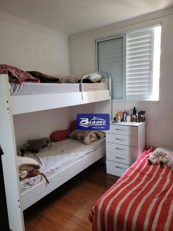 Apartamento à venda com 3 quartos, 83m² - Foto 13