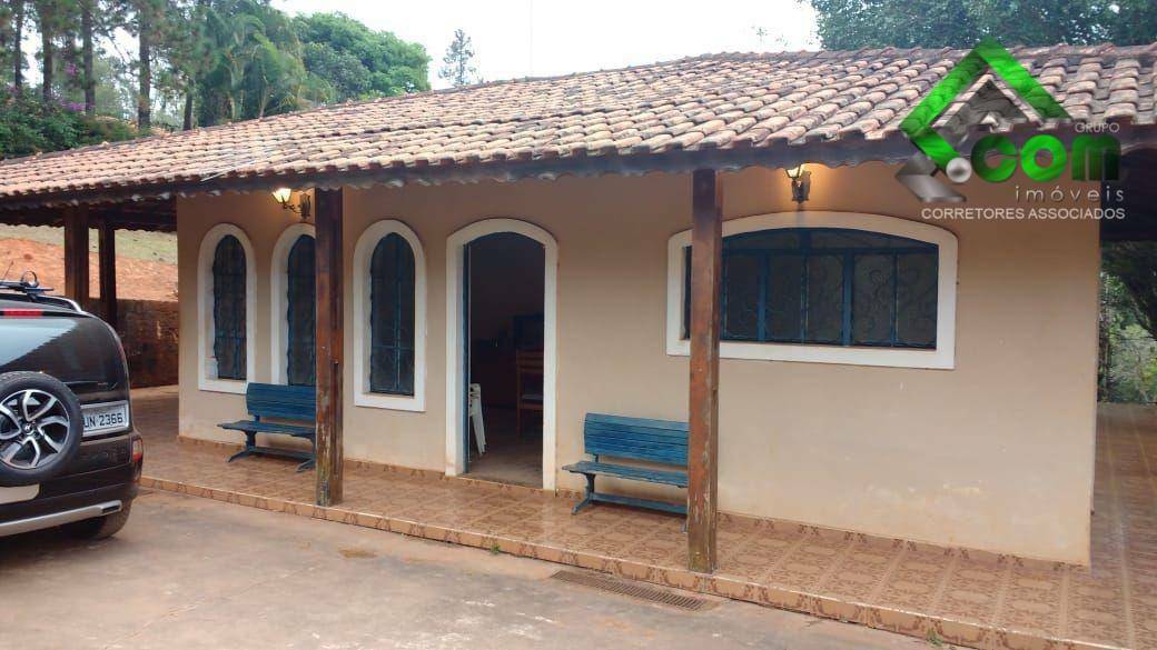Sítio à venda com 2 quartos, 100m² - Foto 1