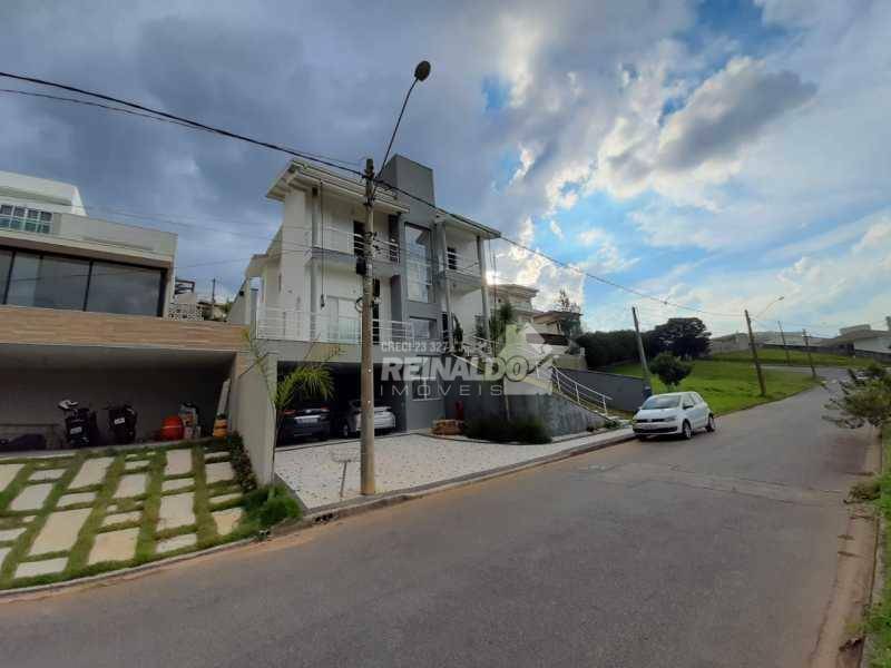 Casa de Condomínio à venda com 3 quartos, 271m² - Foto 3