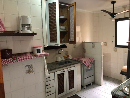 Cobertura à venda com 3 quartos, 145m² - Foto 3