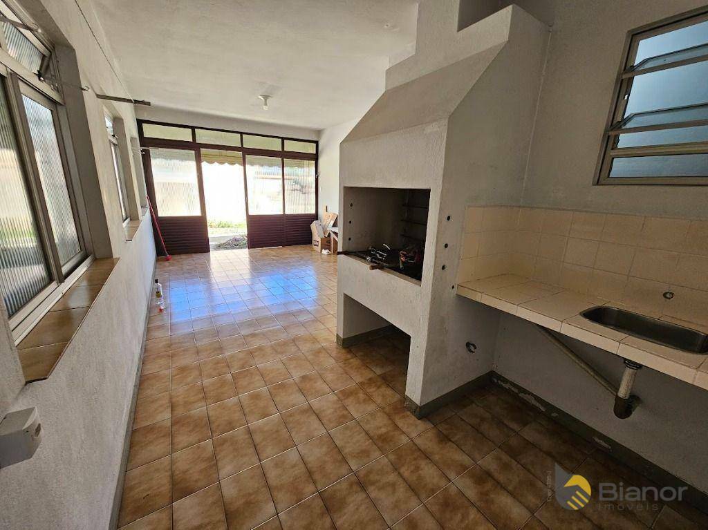 Casa à venda com 2 quartos, 300m² - Foto 16