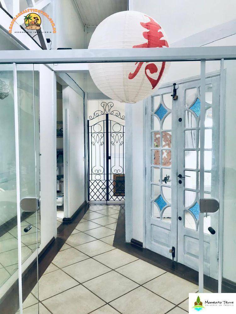 Casa à venda com 6 quartos, 320m² - Foto 20