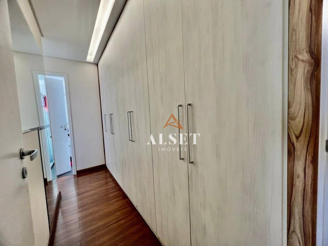 Apartamento à venda com 3 quartos, 113m² - Foto 9