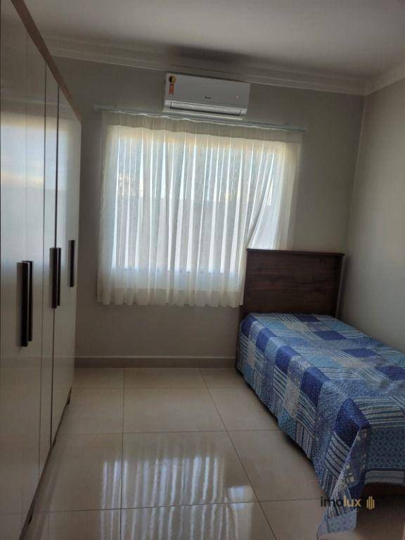 Casa de Condomínio à venda com 3 quartos, 239m² - Foto 11