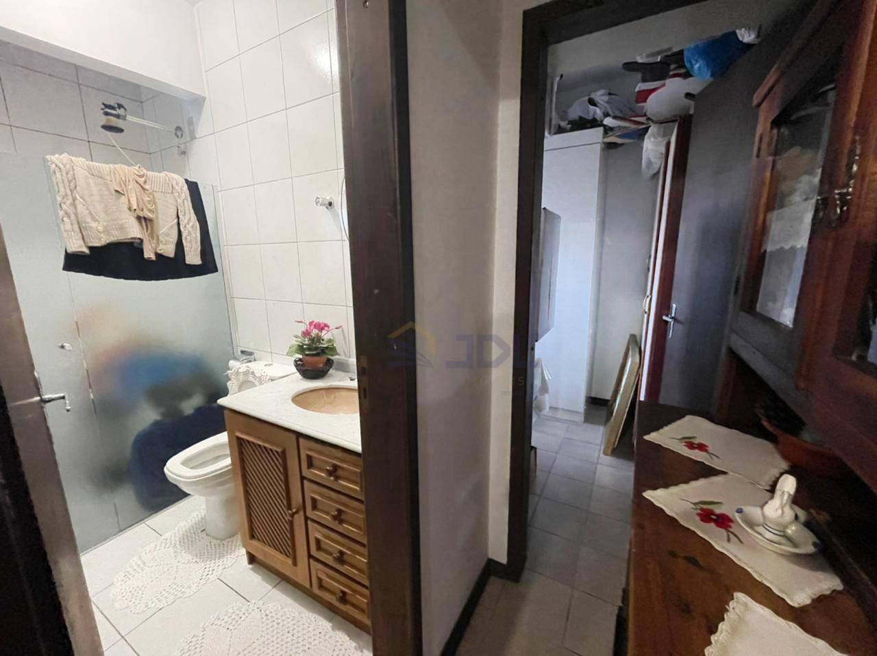 Casa à venda com 3 quartos, 230m² - Foto 25