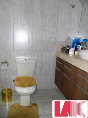 Sobrado à venda com 2 quartos, 150m² - Foto 25